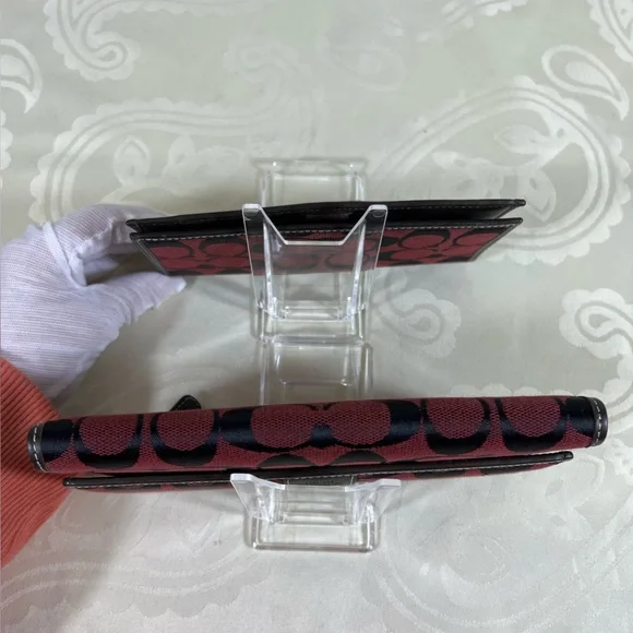 2005: Coach Set in VGUC - Picture 9 of 14